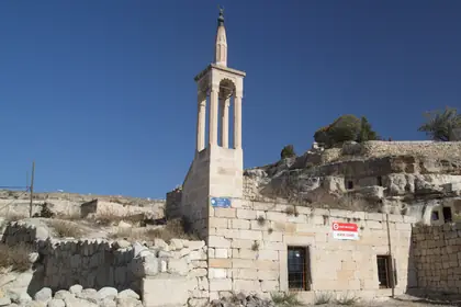 Esbelli Kaya Camii